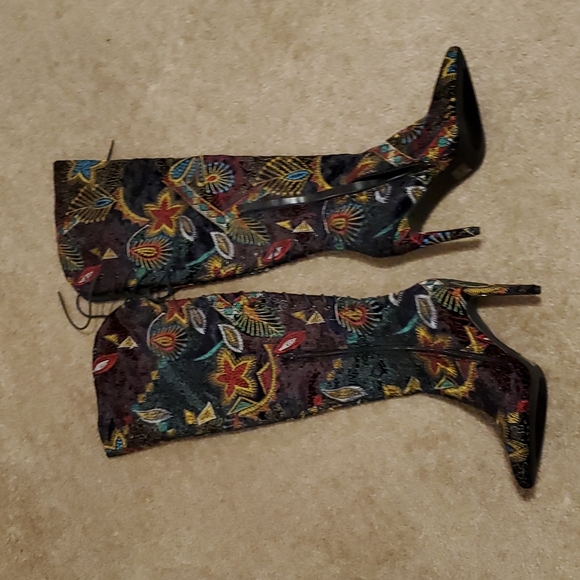 Embroidered Velvet  Thigh High Black Boots 10 - Picture 3 of 4